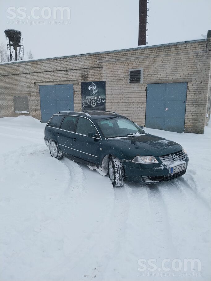 Volkswagen Pilnpiedzinas b5.5 pasats. 