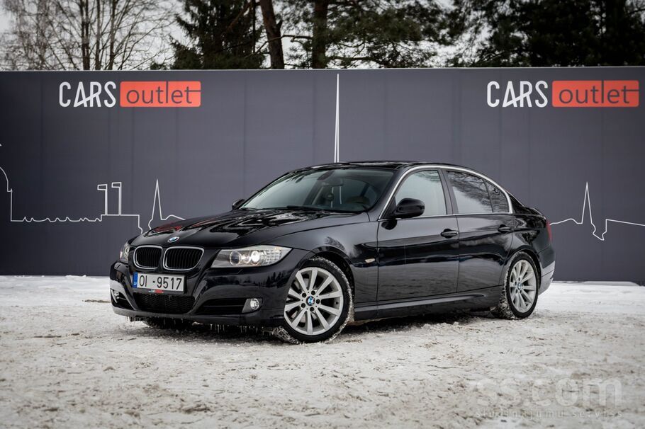 BMW BMW 320D ar 2.0 litru dīzeļdzinēju un manuālo tran