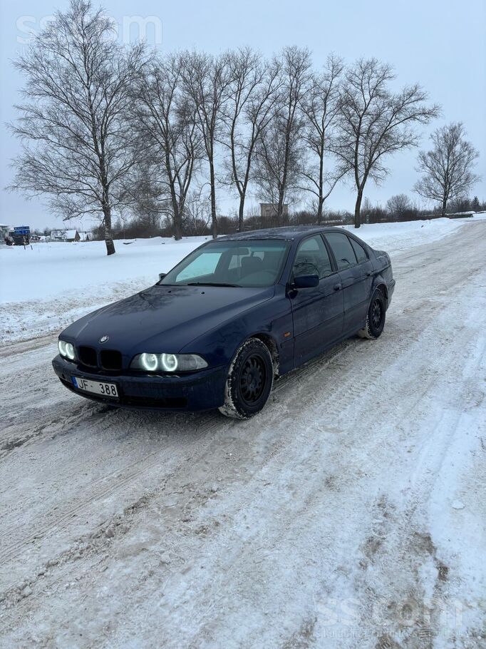 BMW Sveiki. Pārdodu BMW e39 ar m52b20 dzinēju. Ar svai