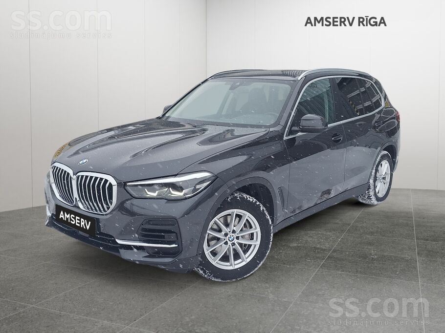 BMW BMW X5 xDrive.