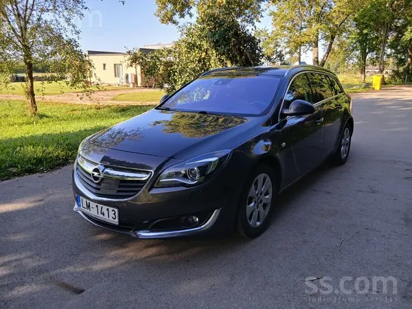 Opel Insignia - 1