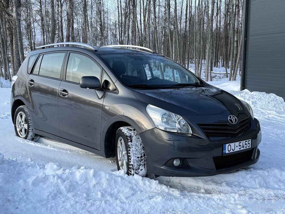 Toyota Verso 2.0D 93kw 7 vietas