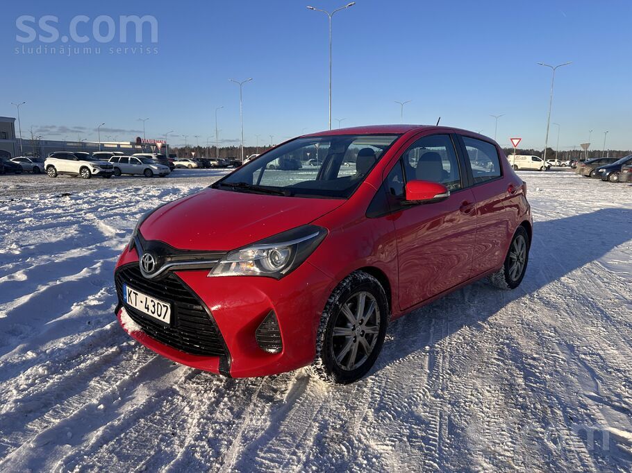 Toyota Pārdod Toyota Yaris 1.5 Hybrid, 2015. gāds. Automa