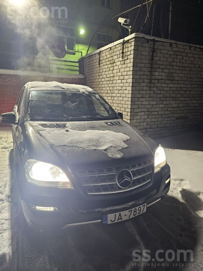 Mercedes Mercedes-Benz, 09/2011, 171 170 km – 12 000 €