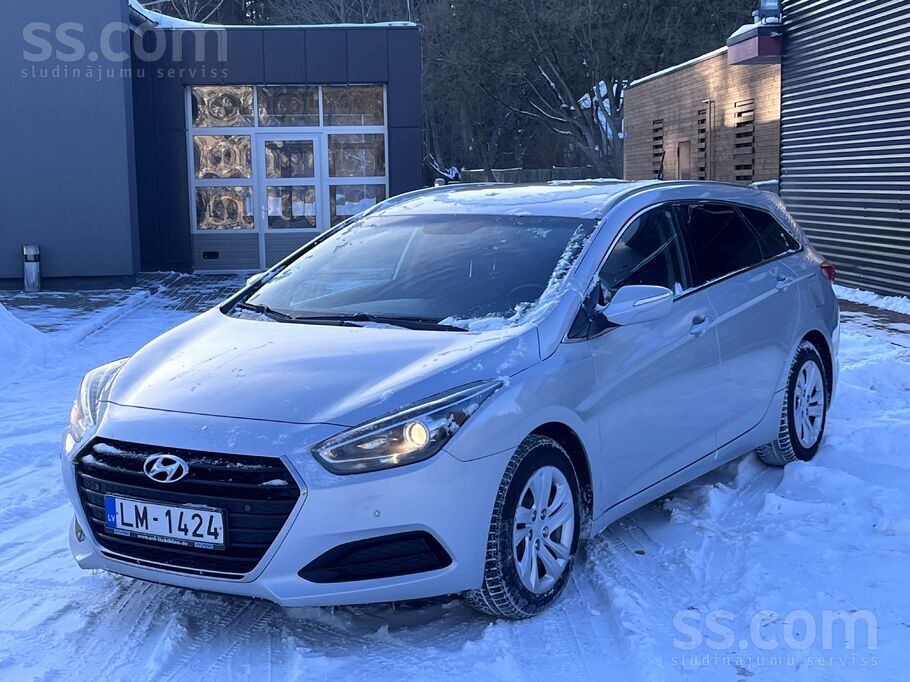 Pārdodu 2016 gada Hyundai i40
Orģināls nobraukums 263000km Pilna komplektā
