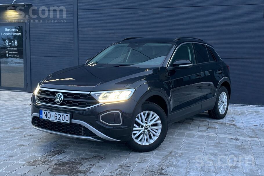 Volkswagen Pārdodu 2023. gada Volkswagen T-Roc ar 1.5 benzīna