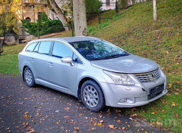 Toyota Pārdošanā daudz, dažādas rezerves daļas no 2009.ga