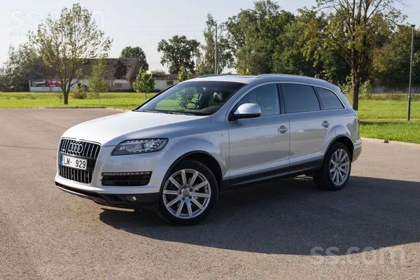 Audi Q7 - 1