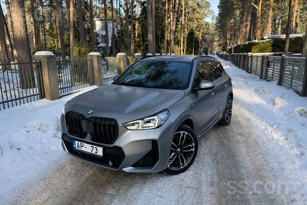 BMW M-sportpaket/ Individual/ BMW X1 U11 nupat ievests