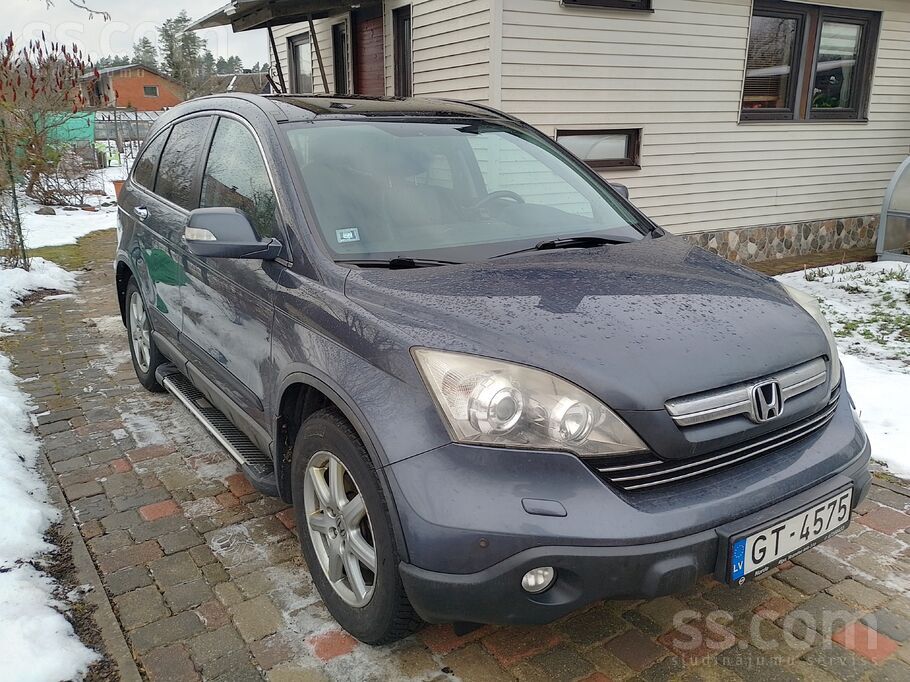 Honda Uzticams auto . Visas apkopes veiktas regulāri. Ko