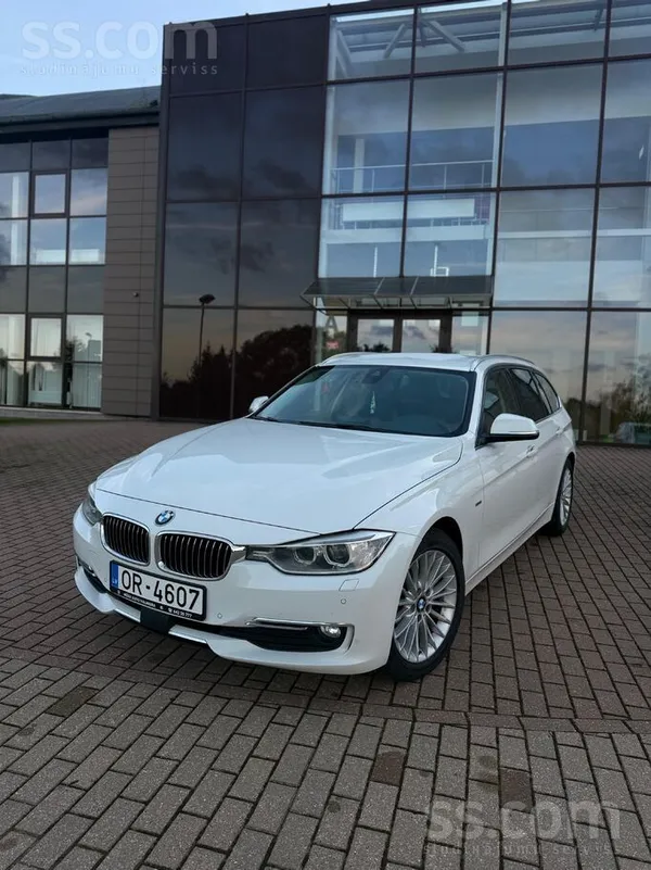 BMW 320 - 1