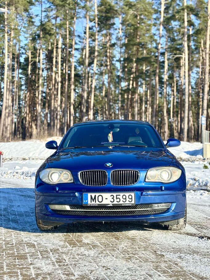 Pārdodu BMW E81 2.0D - 130kw. Divas atslēgas. Lieliskā tehniskā un vizuālā s