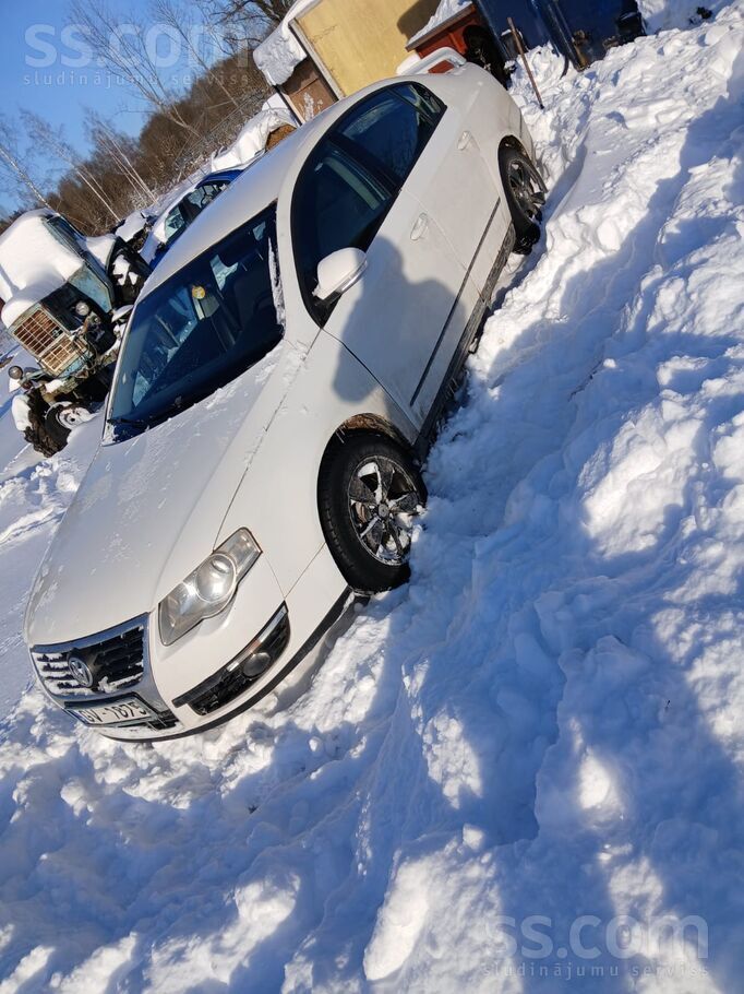 Volkswagen Pārdodu passat b6.