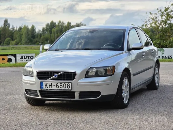 Volvo Volvo S40 2.4 Benzīns / Gāze 