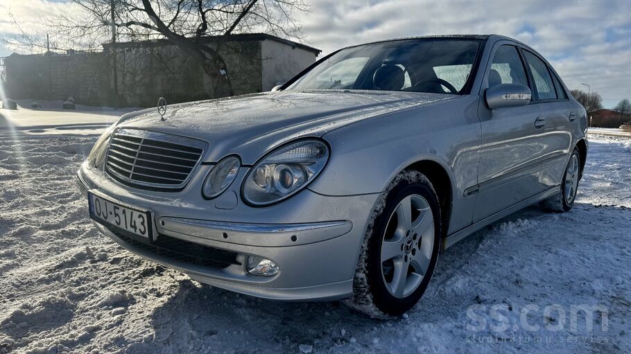 Mercedes Avantgatde ļoti labā stāvoklī , bez rūsas jo pa Lv