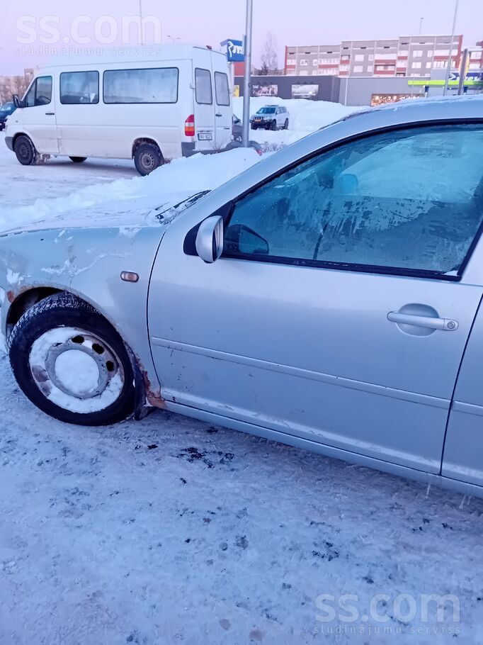 Volkswagen Jauns akumulators, Jaunas Ziemas Riepas. 