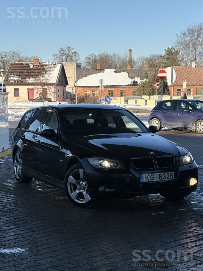 BMW 320D E91 - 2007.Gada modelis.
Ar xenon gaismām , un kruīza kontroli, a