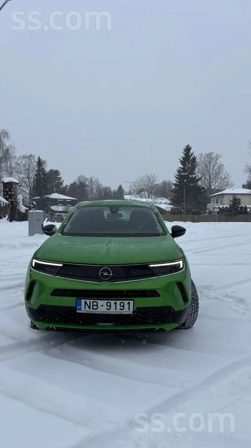 Opel Pārdod ekonomisku un ērtu, drošu un uzticamu kroso