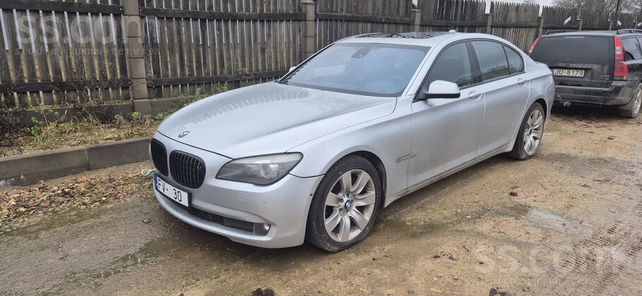 BMW Dzinēja defekts, viena no pilnākajām komplektācijā