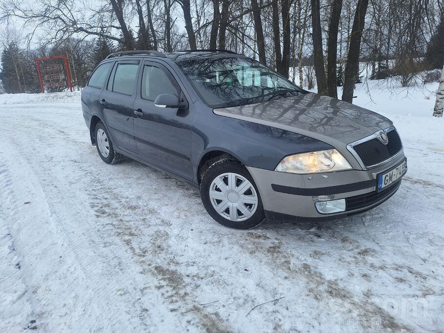 Pārdod šo tautas auto ar nomaksātu nodokli un svaigu apskati. Dzinējs 2.0dīz