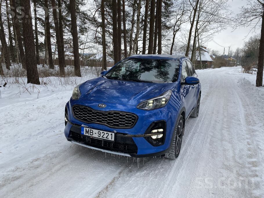 KIA Pārdodam Kia Sportage 2, 0Crdi+Mīkstais hibrīds, 4