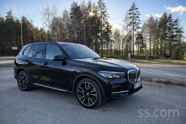BMW Pārdošanā labs un saudzēts auto. Cena bez Pvn 3130
