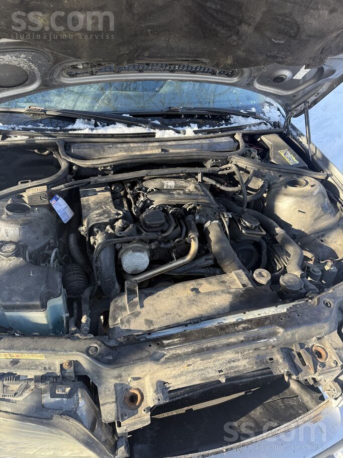 BMW Pārdodu 46 110kw vizuāli saguris ir diezgan rūsas.