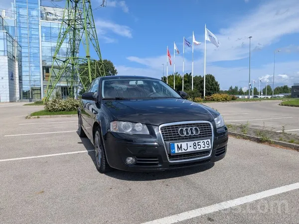 Audi Pārdod Audi A3 ar 1.8 turbo benzīna dzinēju (118kW