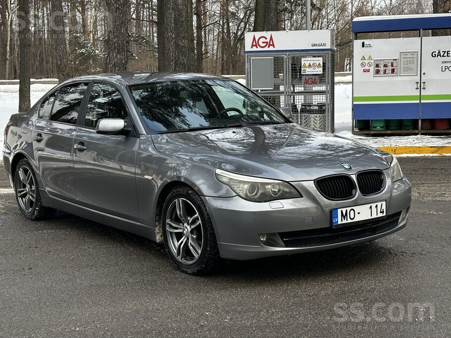 BMW BMW 520 Dīzelis automātisko pārnesumkārbu. Teicamā