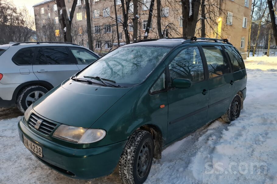 Seat Seat Alhambra 2.0 бензин/газ 2000 года, ТО до 17.0