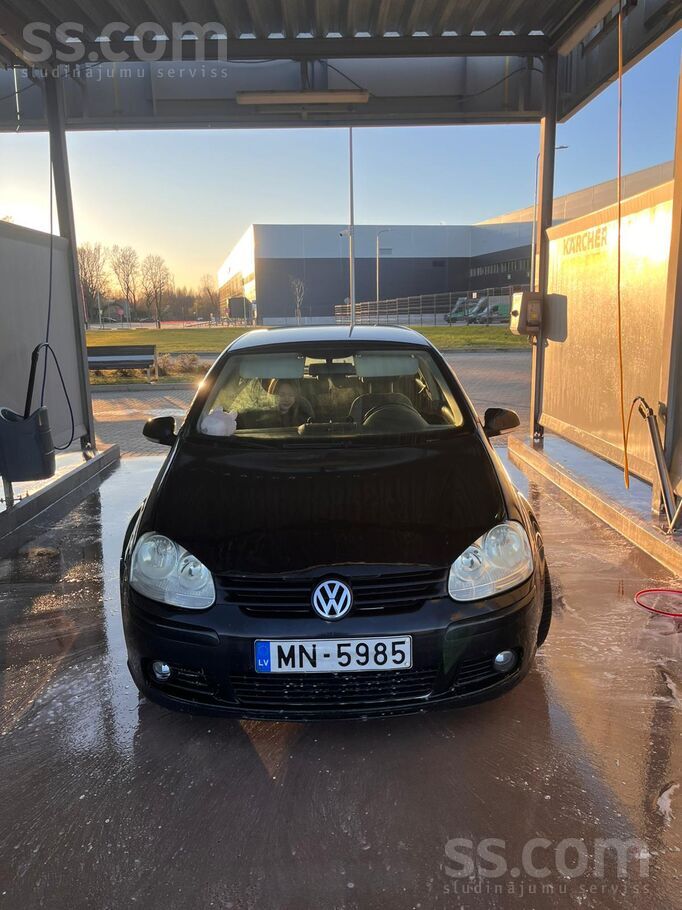 Volkswagen Pārdodu Volkswagen Golf 5 1.9 Tdi, 2005 gads ar sa