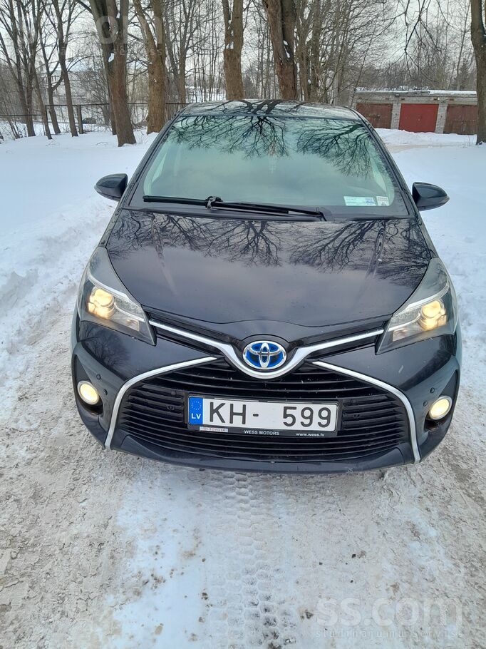 Toyota Эконмная и удобная при езде по городу