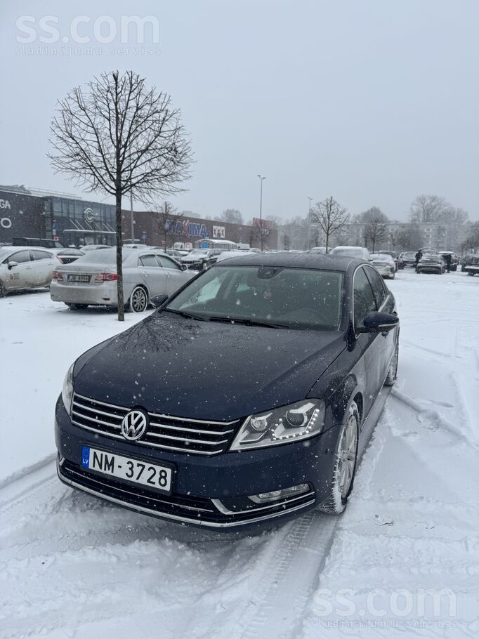 Volkswagen Pārdodu ģimenes auto, kurš īpašumā ir bijis 2 gadu