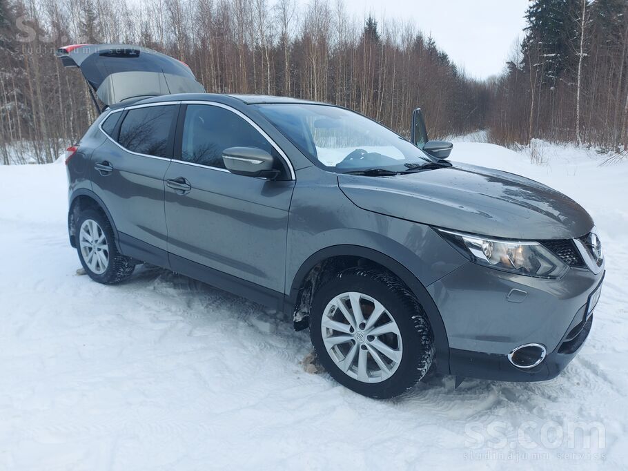 Nissan Pārdodu savu auto. Oriģināls nobraukums. Salīdzino