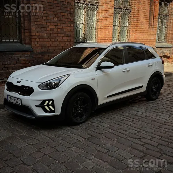 KIA Pārdodu Kia Niro, 2016. gada, hibrīds (īpašnieks p