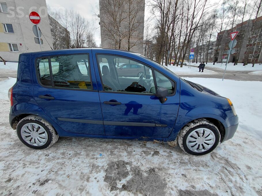 Renault Nav rūsas nemaz. Neliela bukte labā pusē. ko uztai