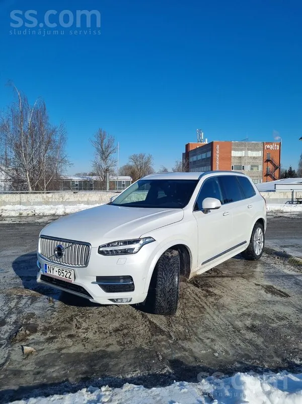 Volvo Tiek tirgots 2.0 D5 Awd 165kw, lielisks ģimenes au
