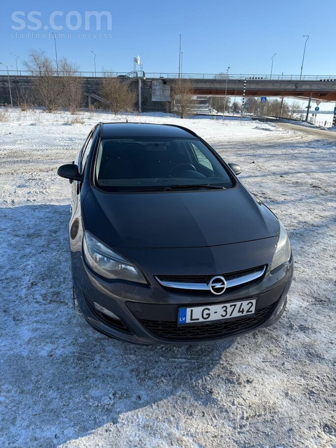 Auto pieejams kamēr jaunais noskatītais auto ir pārdošanā.
Jauna apskate,