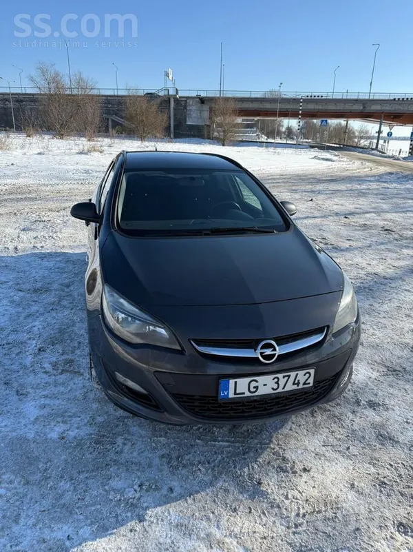 Opel Auto pieejams kamēr jaunais noskatītais auto ir pā