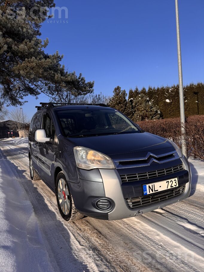 Citroen Pārdodu koptu un uzticamu 2008. gada Citroën Berli