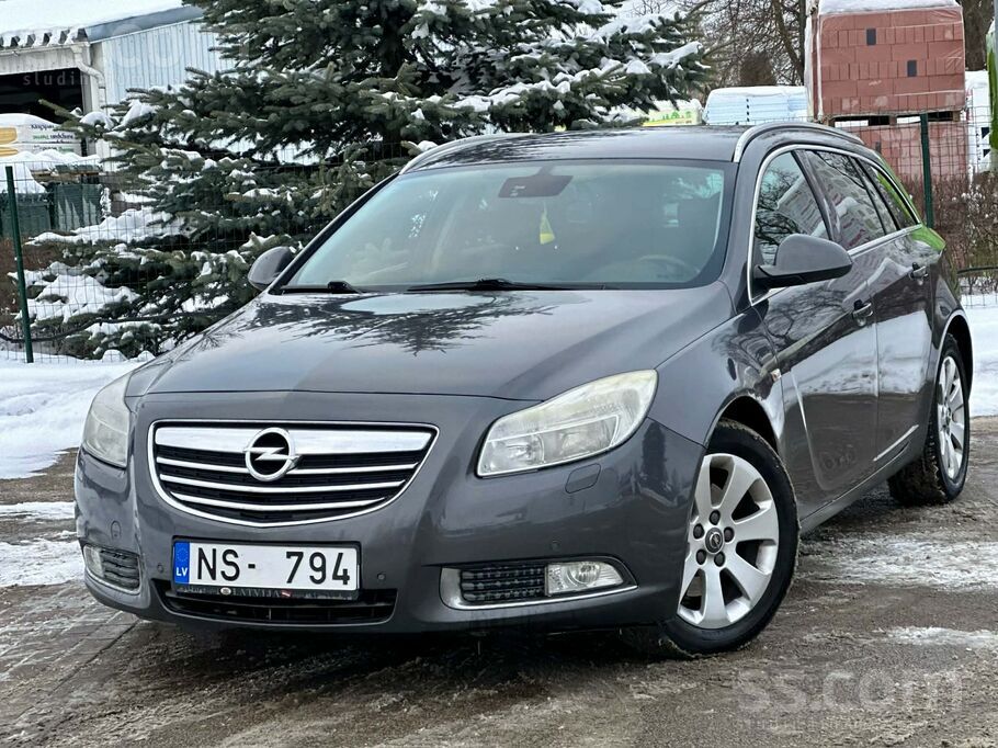 Pārdodu Opel Insignia. Nesen izieta Tehniska apskate. Mašīna ir labā darba k