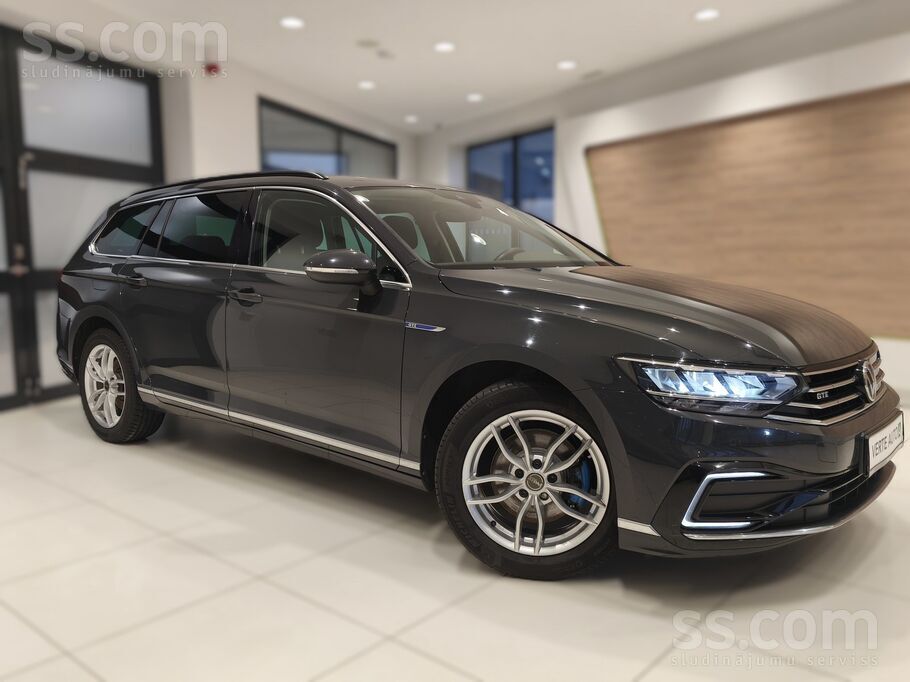 VW Passat Gte 1, 4 Tsi Plug-in Hybrid 160kW A/t. Cena ar Pvn 21%. 

Automa