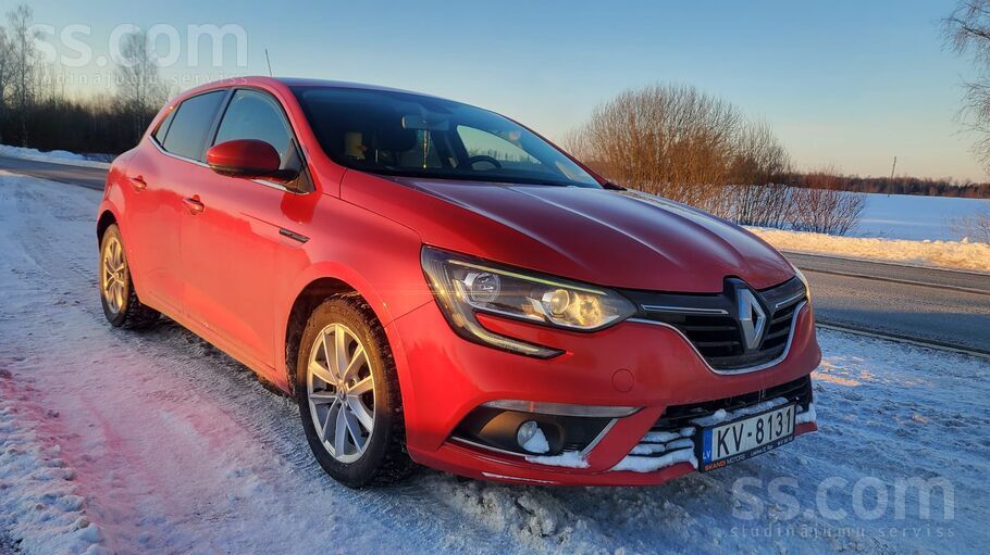 Renault Megane
1, 2 Benzīns
Ziemas un vasaras riepas
Sīkāka informācija z