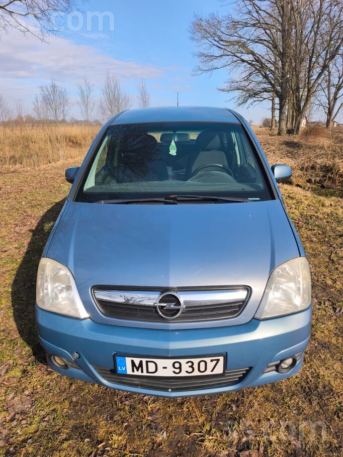 Opel Tirgoju sakara ar citas iegādi. Dzinējs(74 kw) un