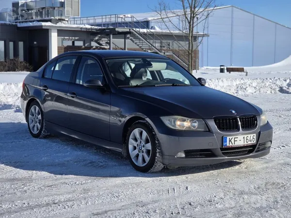 BMW BMW 325i (330i spec) 2008 6Mt 279 ZS