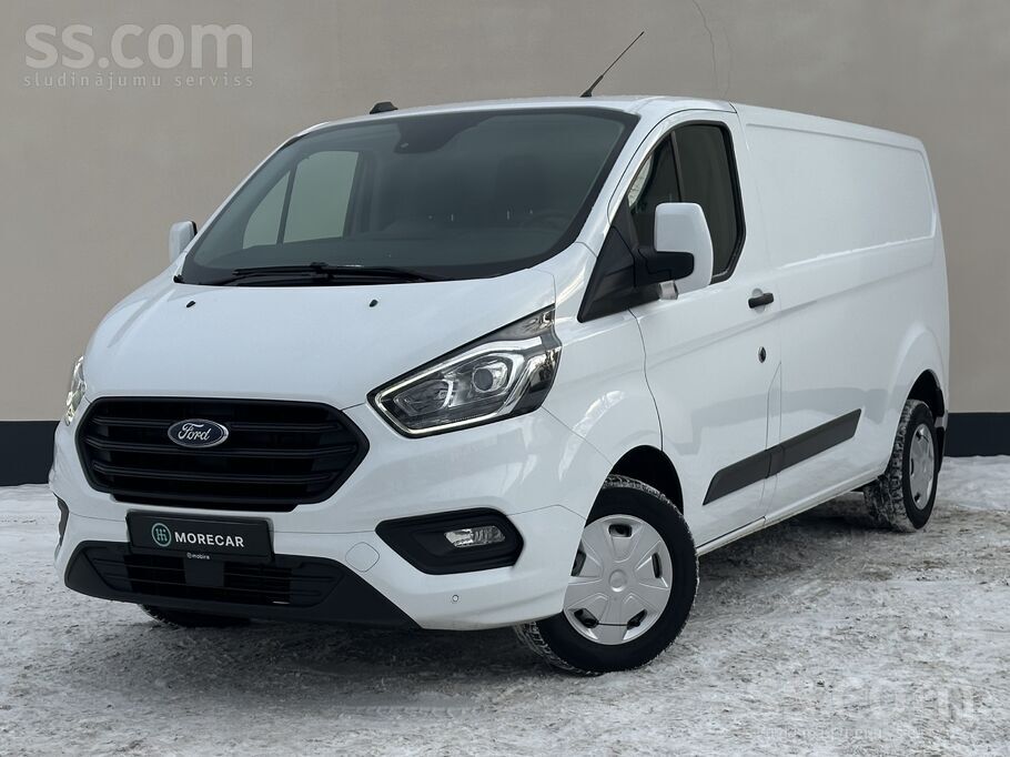 Ford Transit Custom 2.0Tdci 130Zs Bez vinjetes, ar mehānisko pārnesumkārbu.