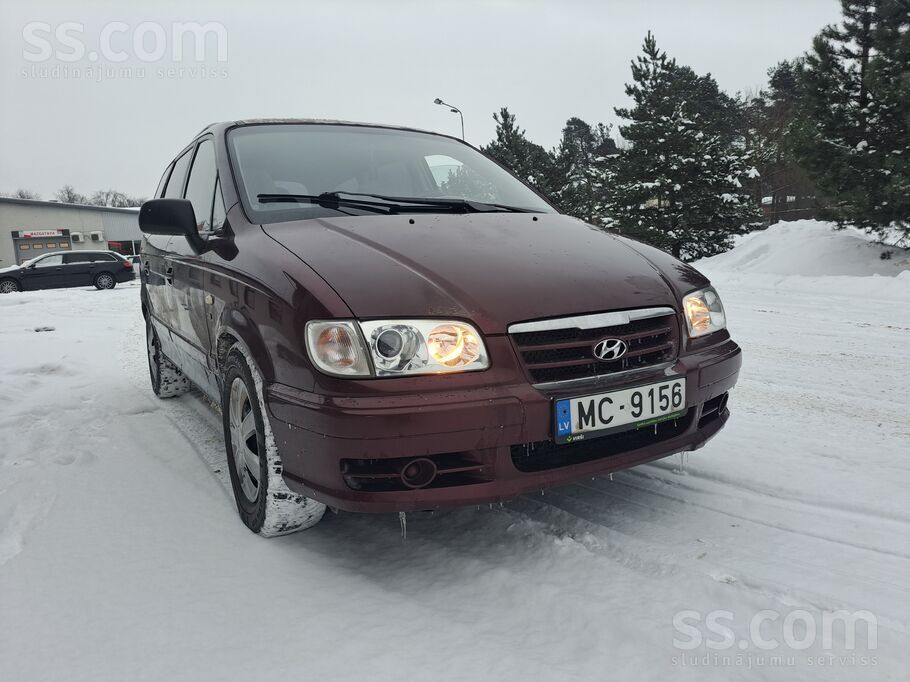 Pārdodu savu autobusu ar jaunu tehnisko apskati, minivens Hyundai 2.0 Crdi,