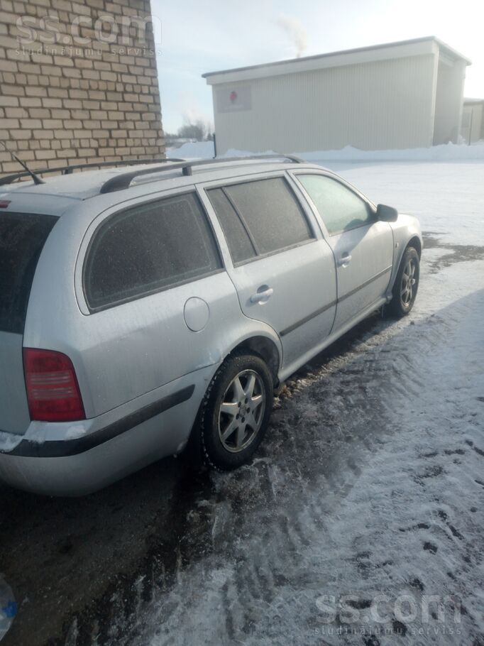 Skoda Škoda Octavia 4x4 2001g. Jauna TA, kā arī ceļa nod