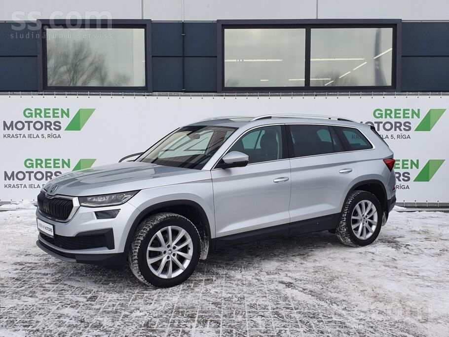 Škoda Kodiaq Elegance.
Pirmā reģistrācija : 12.07.2022.
2.0 Tsi benzīna