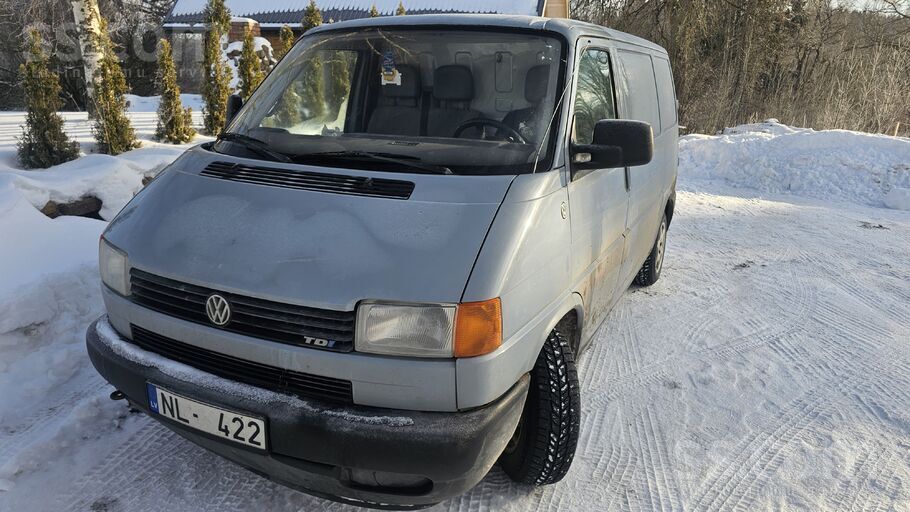 Volkswagen Pārdod VW T4 2.5Tdi 3 vietas + kravas nodalījums